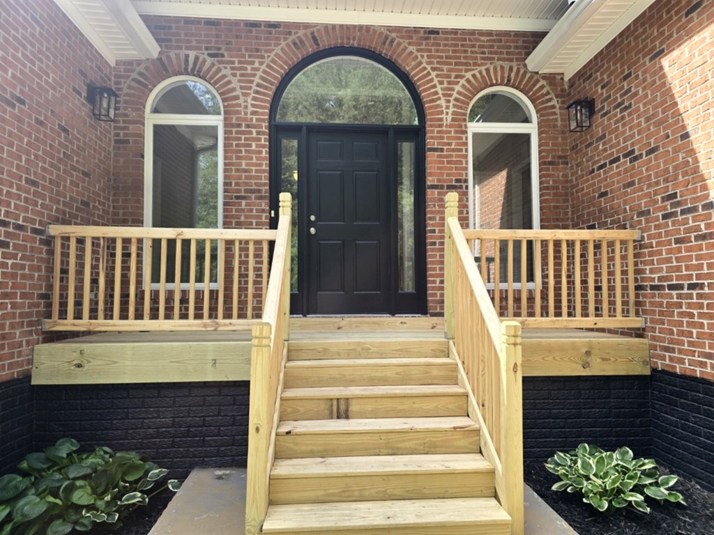 502 Shire Court