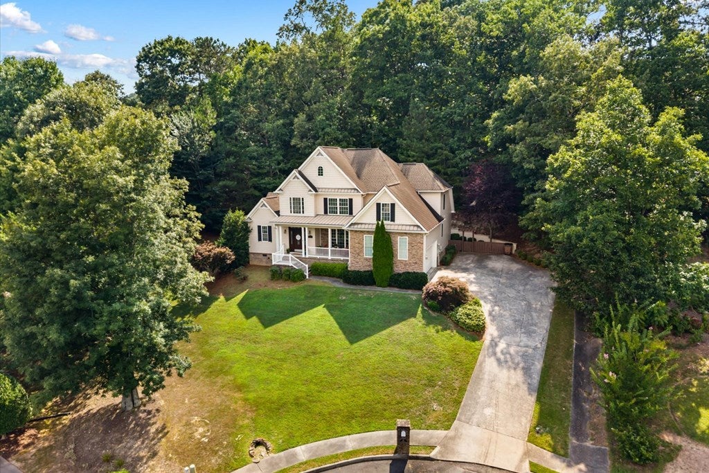 411 Amanda Way