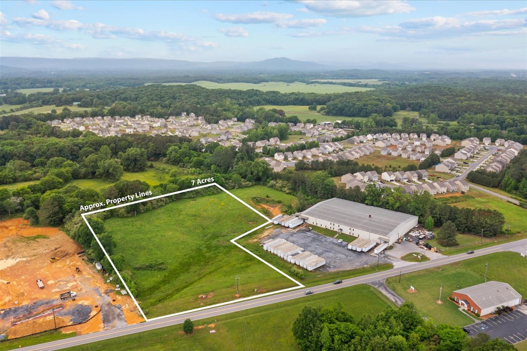 000 Mauldin Road