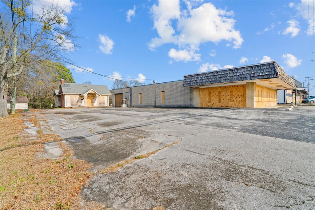 1517 E Morris Street