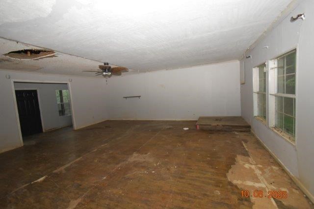 224 Adam Ct