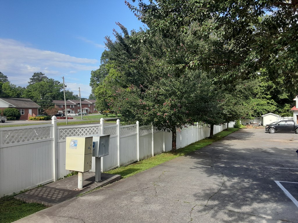 315 N 4th Avenue