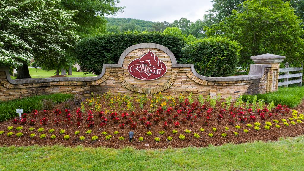 Photo 1 of 24 — 0 Ridgeview Dr, DALTON, GA 30720