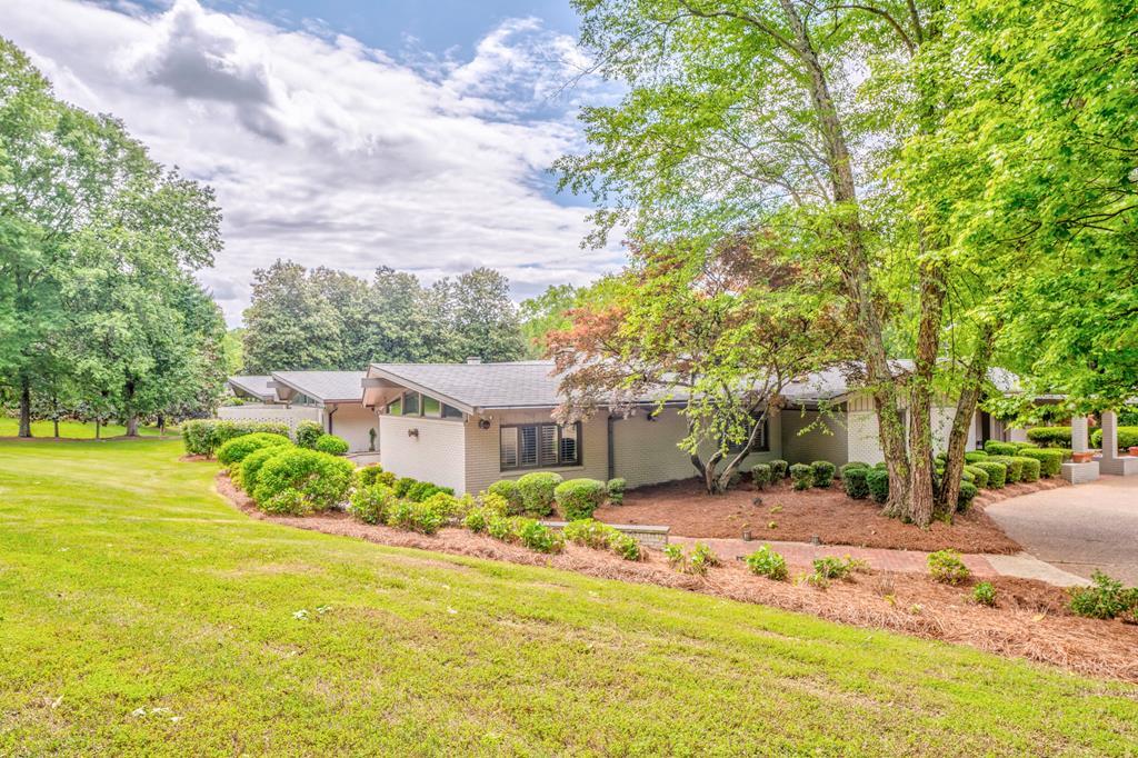 1301 W Morton Drive