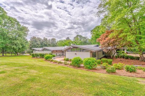 1301 W Morton Drive DALTON GA 30720