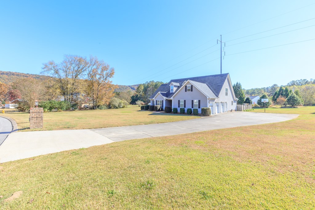 2009 Rolling Hills Way