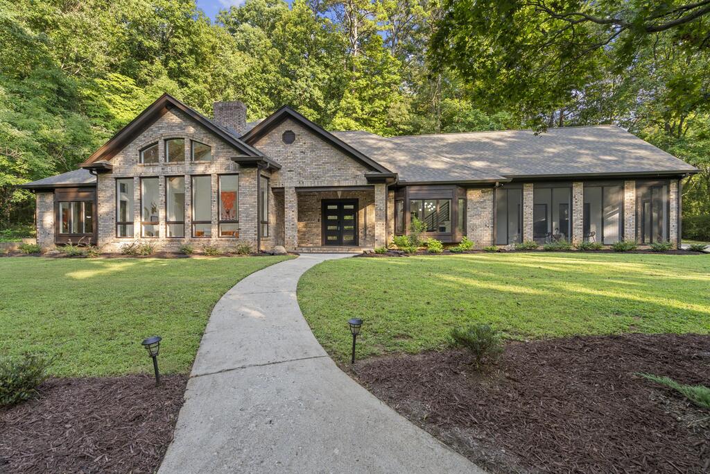 122 Golf View Drive
