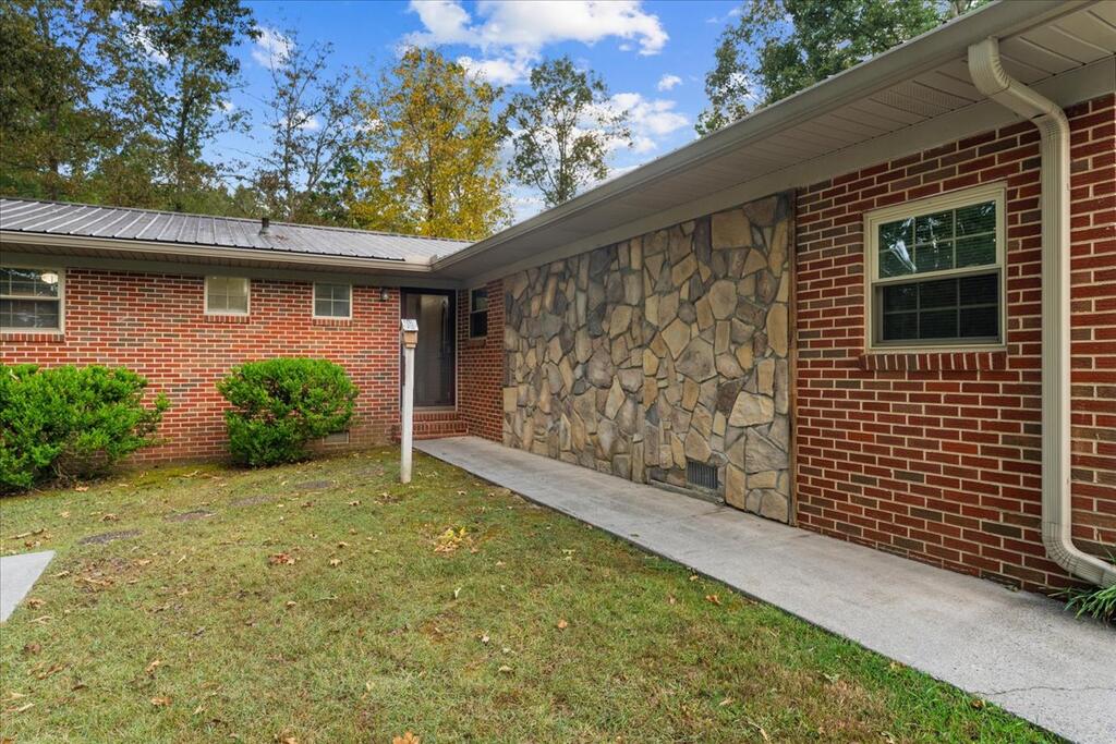 235 Cedar St