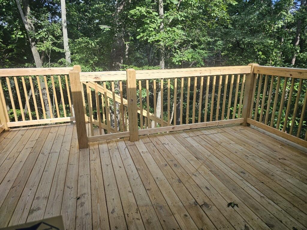 597 S Bishop Trail