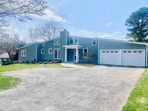 805 W Waugh Street DALTON GA 30720