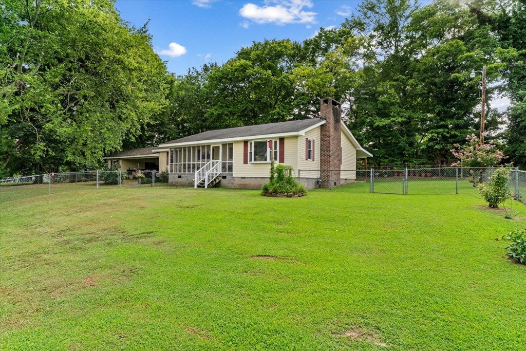 105 N Varnell Rd