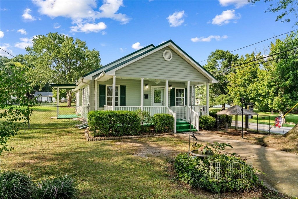 105 N Varnell Rd