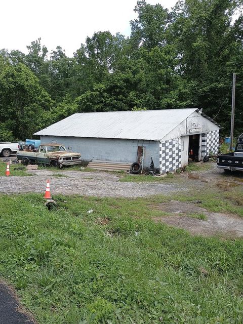 976 Mount Vernon Road Tunnel Hill GA 30755