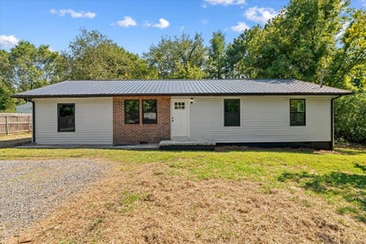 2005 Watergate Lane Tunnel Hill GA 30755