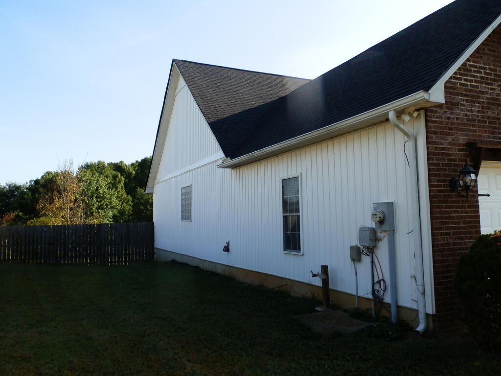 132 Maloy Lane SE