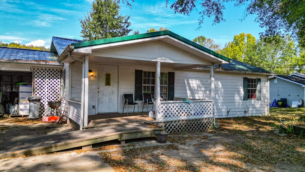 2857 SW McDaniel Station Road