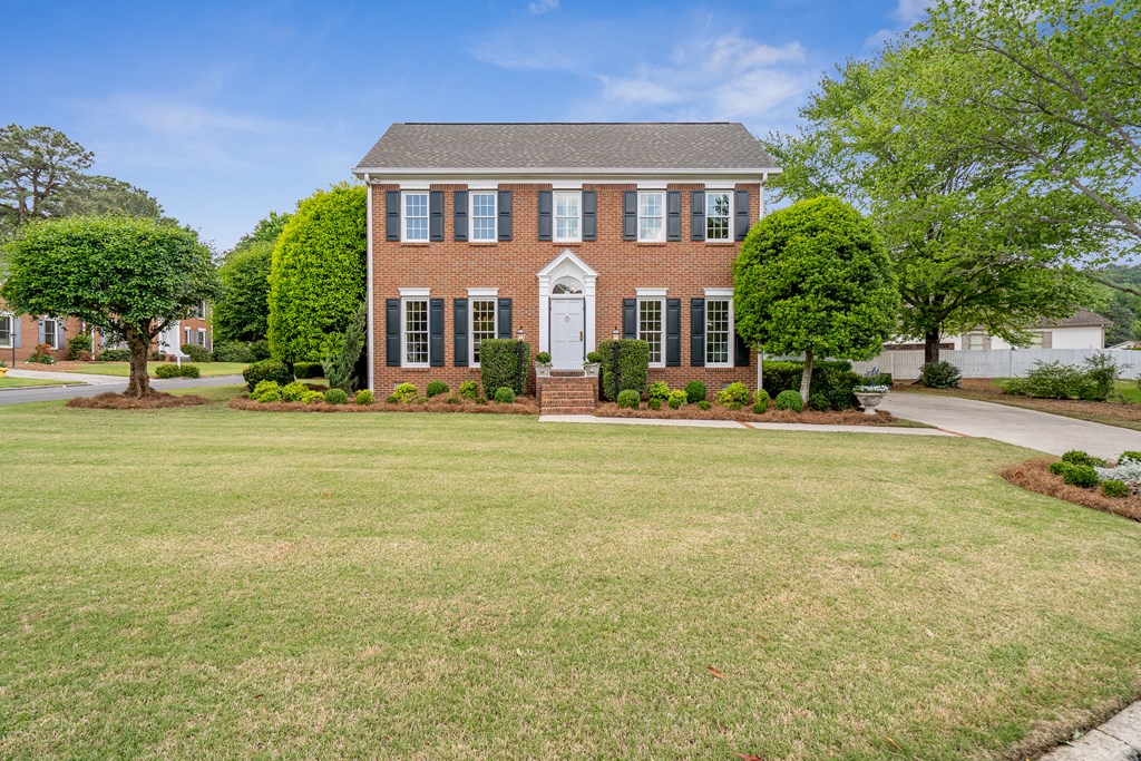 1910 Fairfield Drive