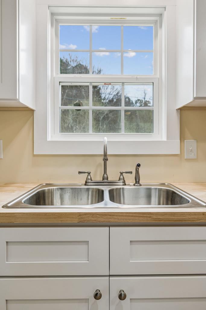 308 Beedie Jones Road