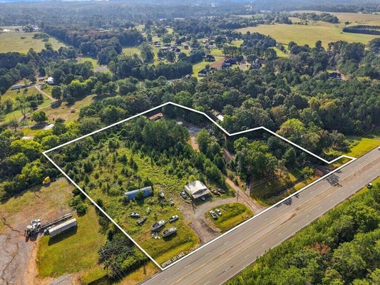 4334 CLEVELAND HWY, COHUTTA, GA 30710 - Image ed122feb899c92cd93bd2f4f4aba5e38/3556083294