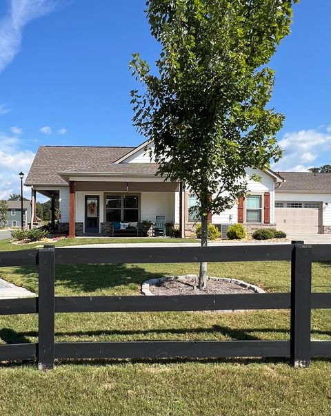 6 Maddox Lane CHATSWORTH GA 30705