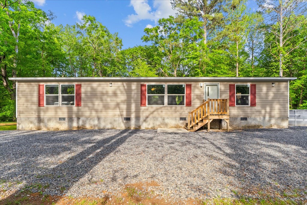 5876 Hwy 225S