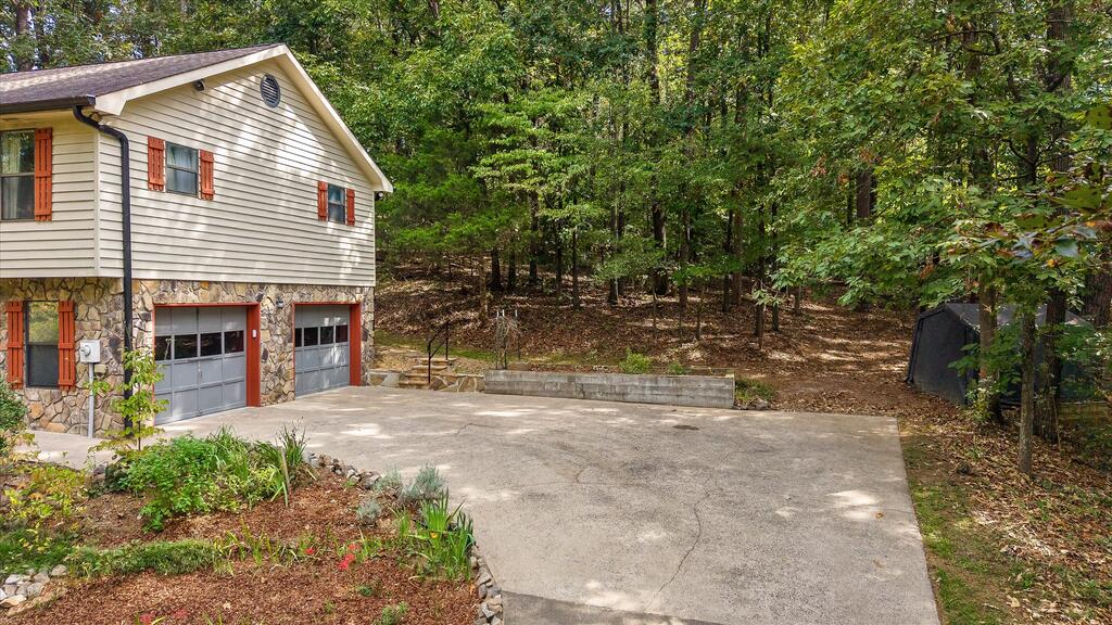 320 Old Lake Road