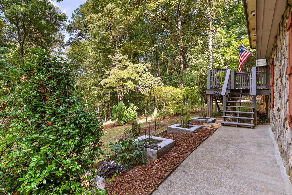 320 Old Lake Road