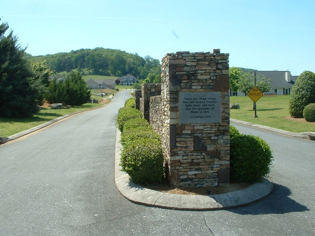 00 Windy Hill Drive