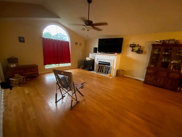 275 Diamond Way