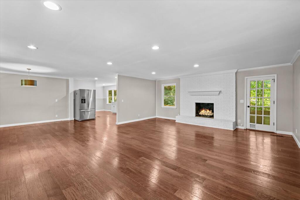 2903 Hickory Lane