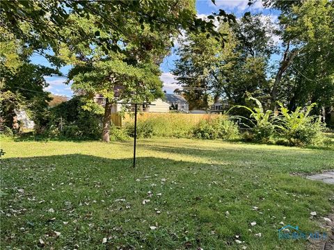 Tiny photo for 3420 Goddard Road, Toledo, OH 43606 (MLS # 6136440)