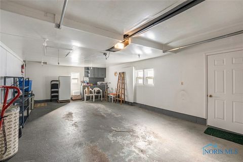Tiny photo for 228 Ohio Avenue, Tiffin, OH 44883 (MLS # 6136717)