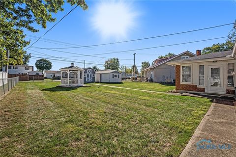 Tiny photo for 228 Ohio Avenue, Tiffin, OH 44883 (MLS # 6136717)