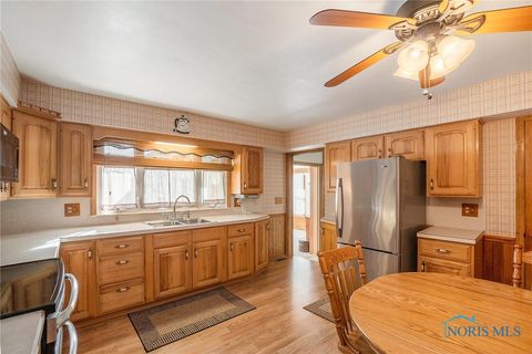 Tiny photo for 228 Ohio Avenue, Tiffin, OH 44883 (MLS # 6136717)