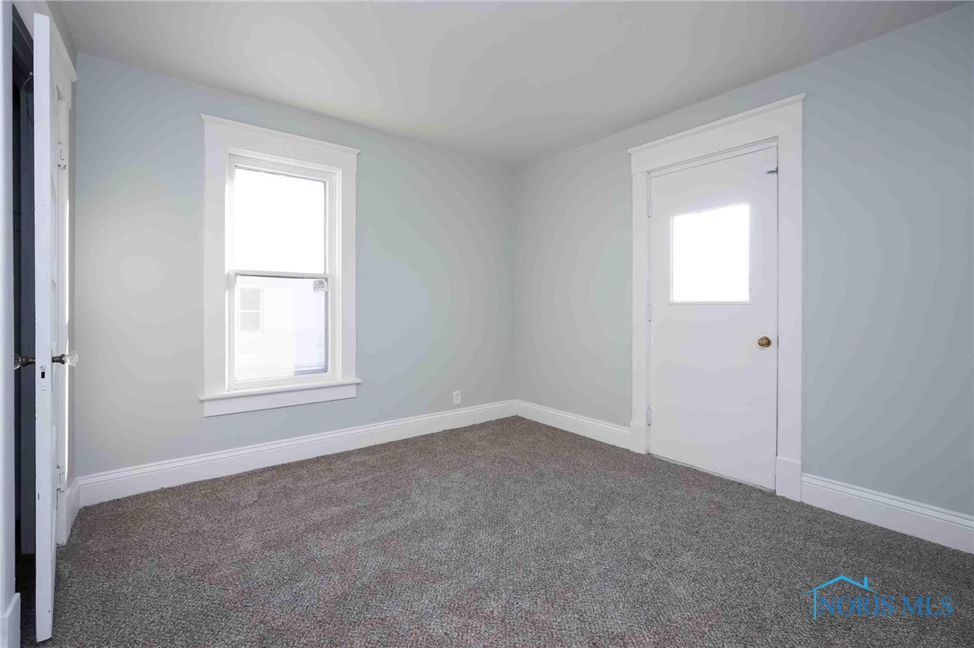 118 S Wood Street, Fremont, Ohio image 16