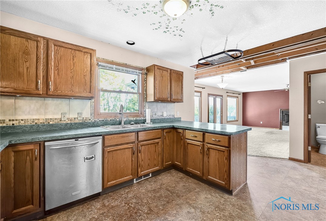 7195 Twin Lakes Road, Perrysburg, Ohio image 17