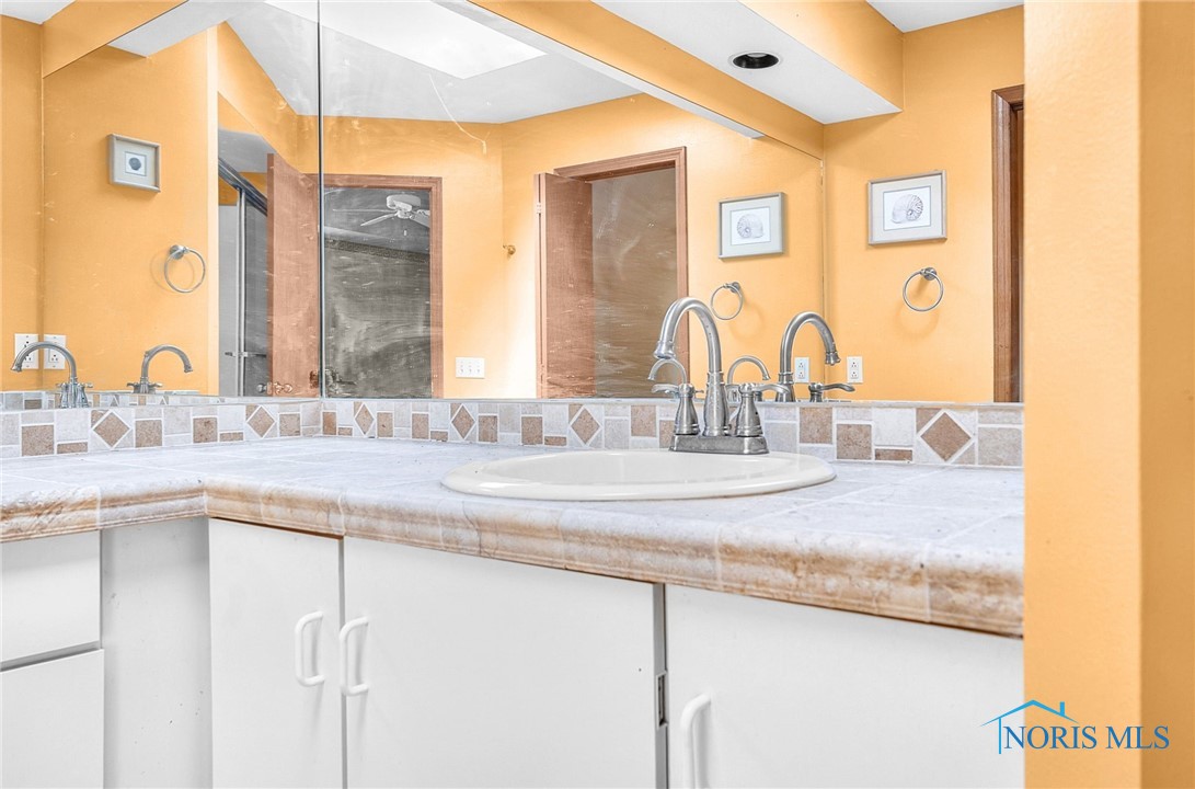 7195 Twin Lakes Road, Perrysburg, Ohio image 21