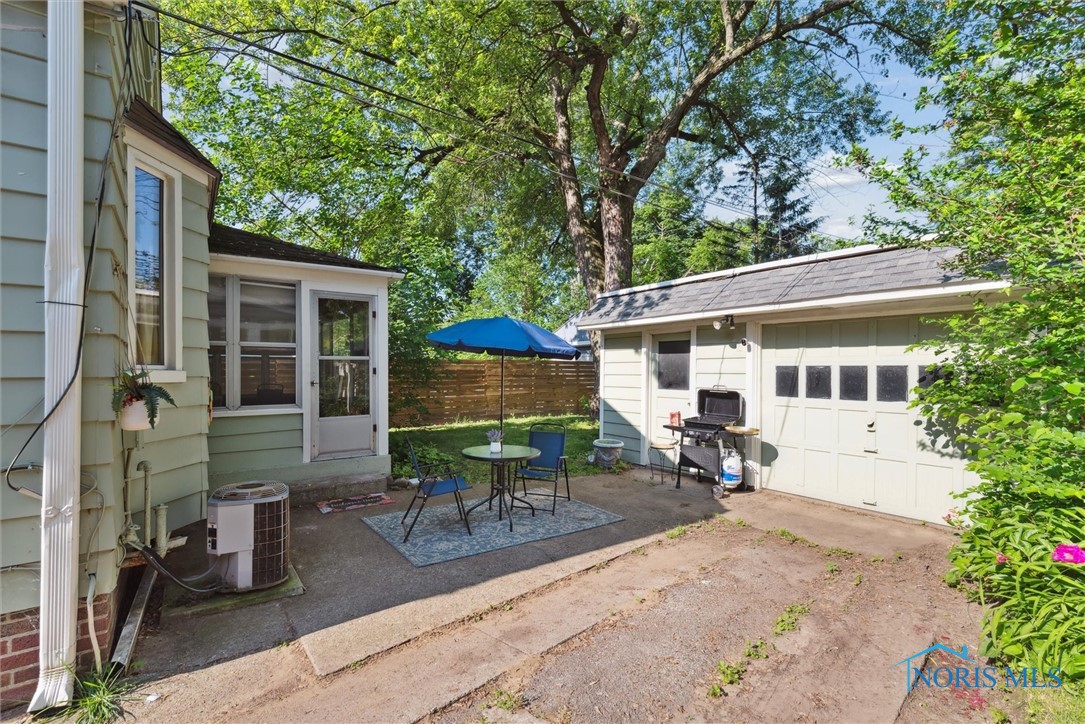3643 Kershaw Avenue, Toledo, Ohio image 38