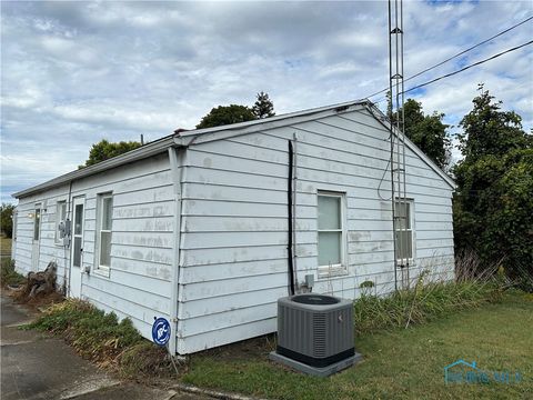 Tiny photo for 632 Whitlock Avenue, Toledo, OH 43605 (MLS # 6137006)
