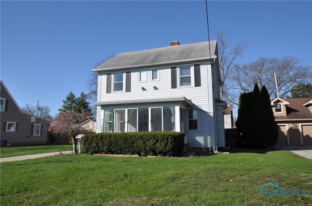 719 Pierce Street, Maumee, Ohio image 4