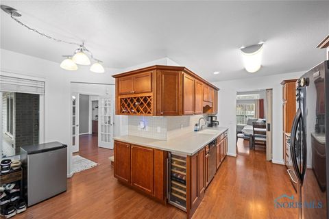 Tiny photo for 6409 Madison Cove Court #3, Sylvania, OH 43560 (MLS # 6136892)