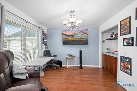 Tiny photo for 6409 Madison Cove Court #3, Sylvania, OH 43560 (MLS # 6136892)