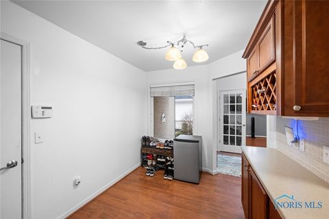 Tiny photo for 6409 Madison Cove Court #3, Sylvania, OH 43560 (MLS # 6136892)