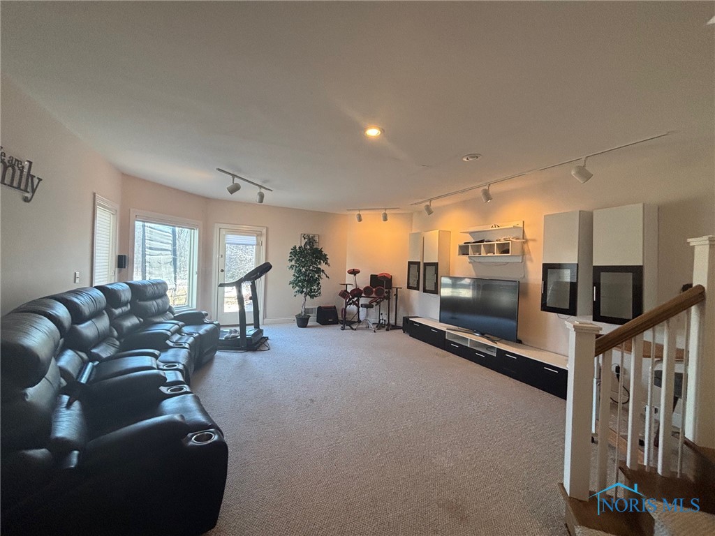 107 Deerfield Circle, Bryan, Ohio image 37