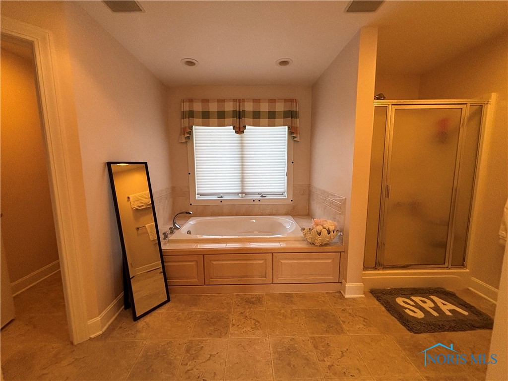 107 Deerfield Circle, Bryan, Ohio image 34