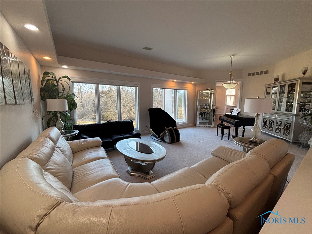 107 Deerfield Circle, Bryan, Ohio image 14