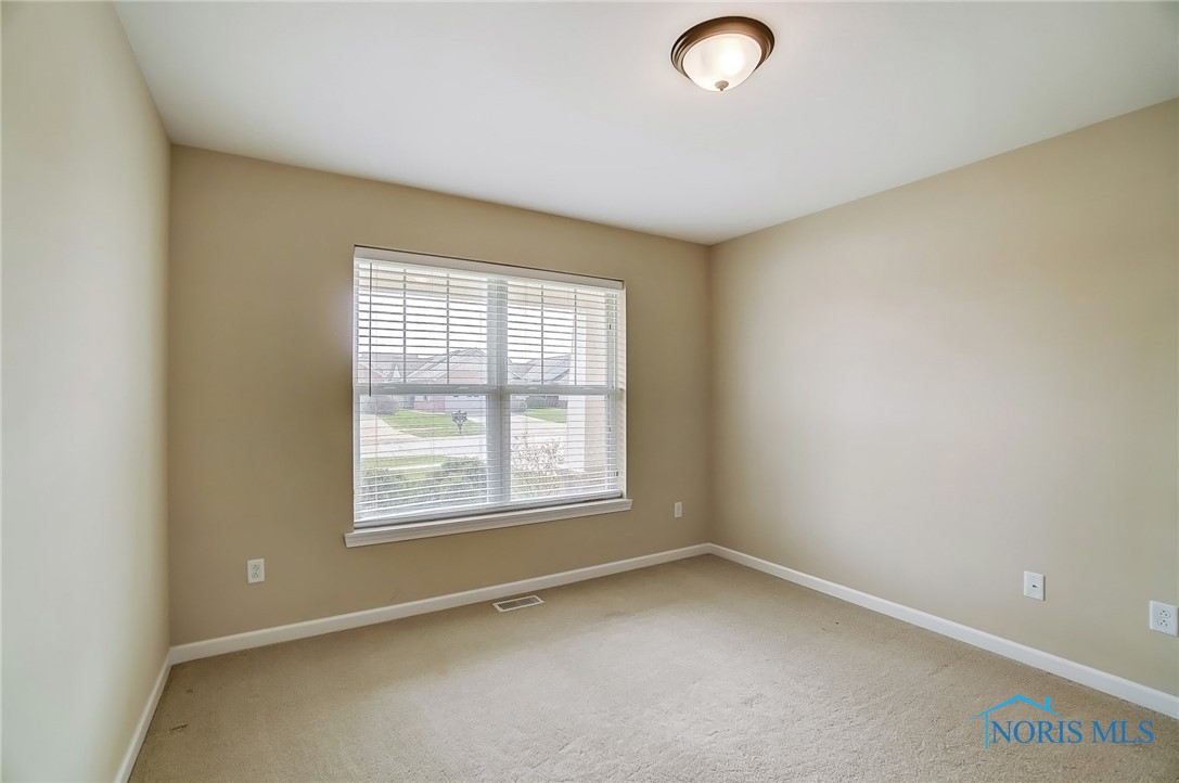 8971 N Park Lake Circle, Sylvania, Ohio image 35