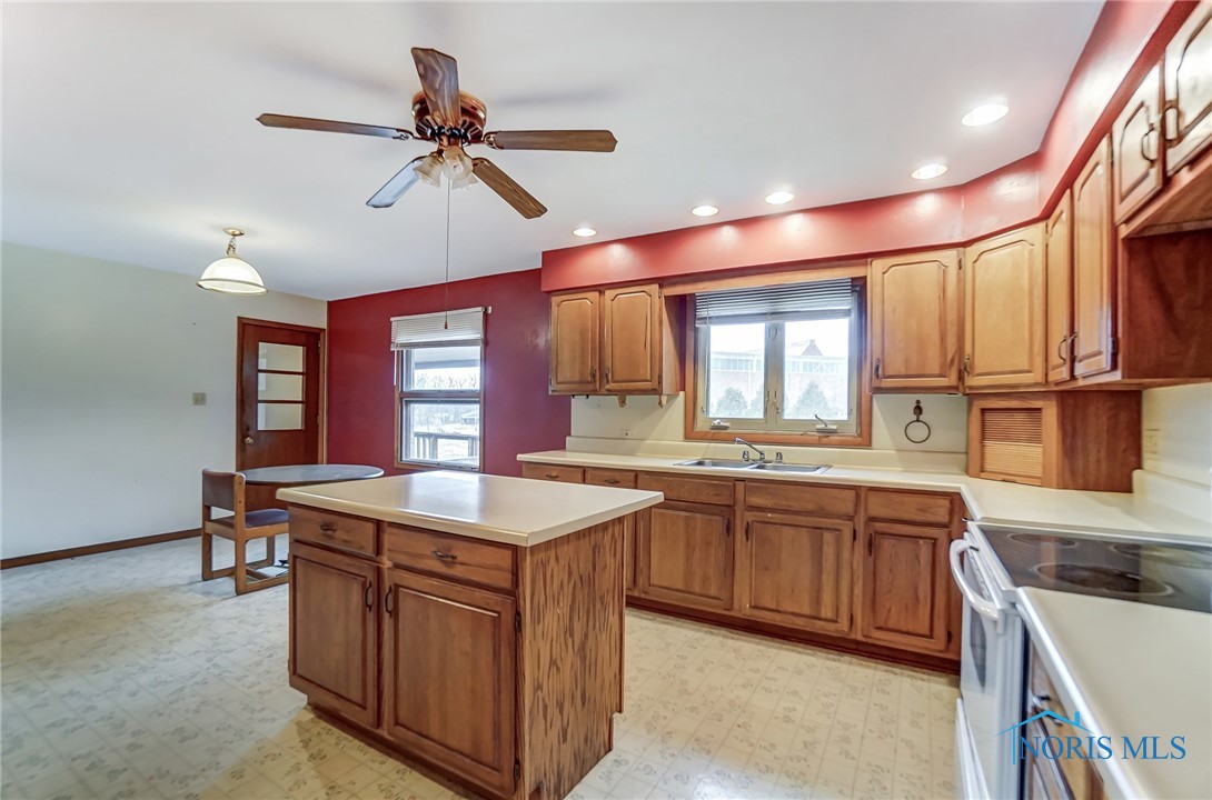 409 W Elm Street, Bluffton, Ohio image 17