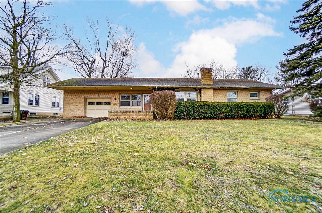 409 W Elm Street, Bluffton, Ohio image 1