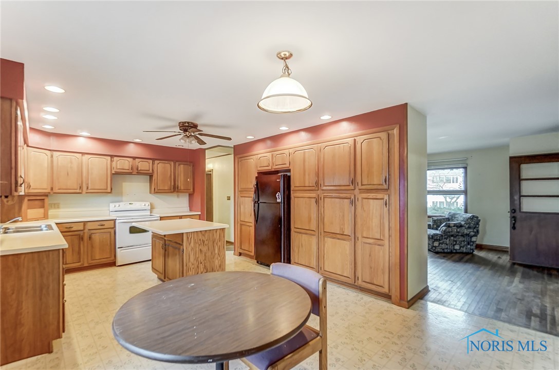 409 W Elm Street, Bluffton, Ohio image 24